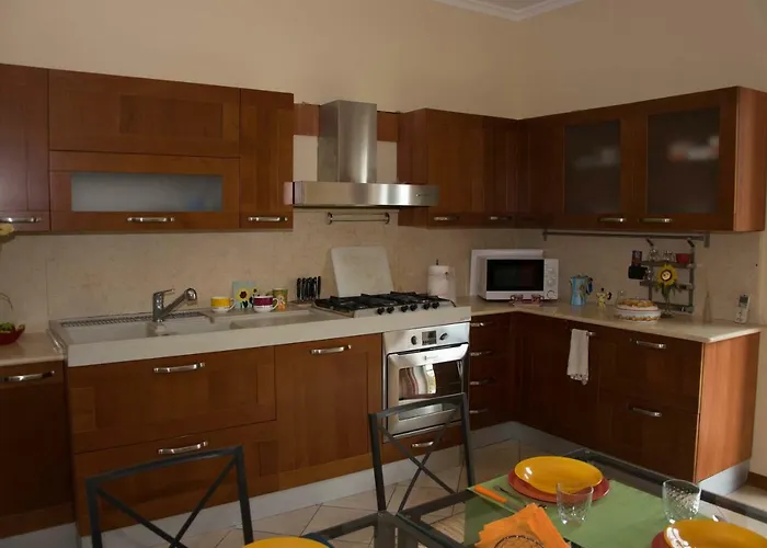 Sole E Luna Дом отдыха Помпеи